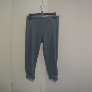 Grey Capri Leggings w/ Ruched Sides